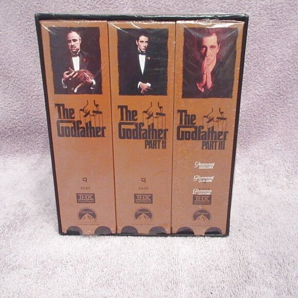 1997 The Godfather Collection 3 VHS Tapes Boxed Set Gangster Mob Movies NEW - Picture 2 of 8